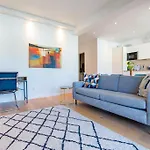 80 Sqm Flat With Terrace And 15min To Fair And 5min To Old Town Apartment *