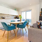 80 Sqm Flat With Terrace And 15min To Fair And 5min To Old Town Apartment Düsseldorf