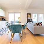 80 Sqm Flat With Terrace And 15min To Fair And 5min To Old Town Apartment